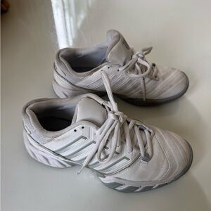 K-Swiss White and Gray Tennis Shoes